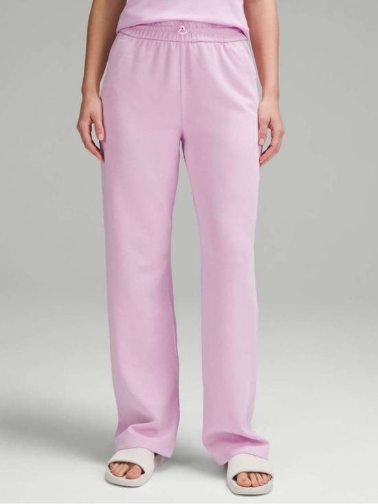 lululemon athletica Pants - Lululemon Softstreme High Rise Pant
Regular Women Size 4 Pink Straight Leg